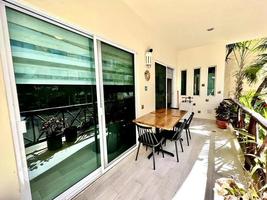 Modern Luxury 2Br 2Ba Near Mamitas Beach Club Playa del Carmen 0*,  Mexiko